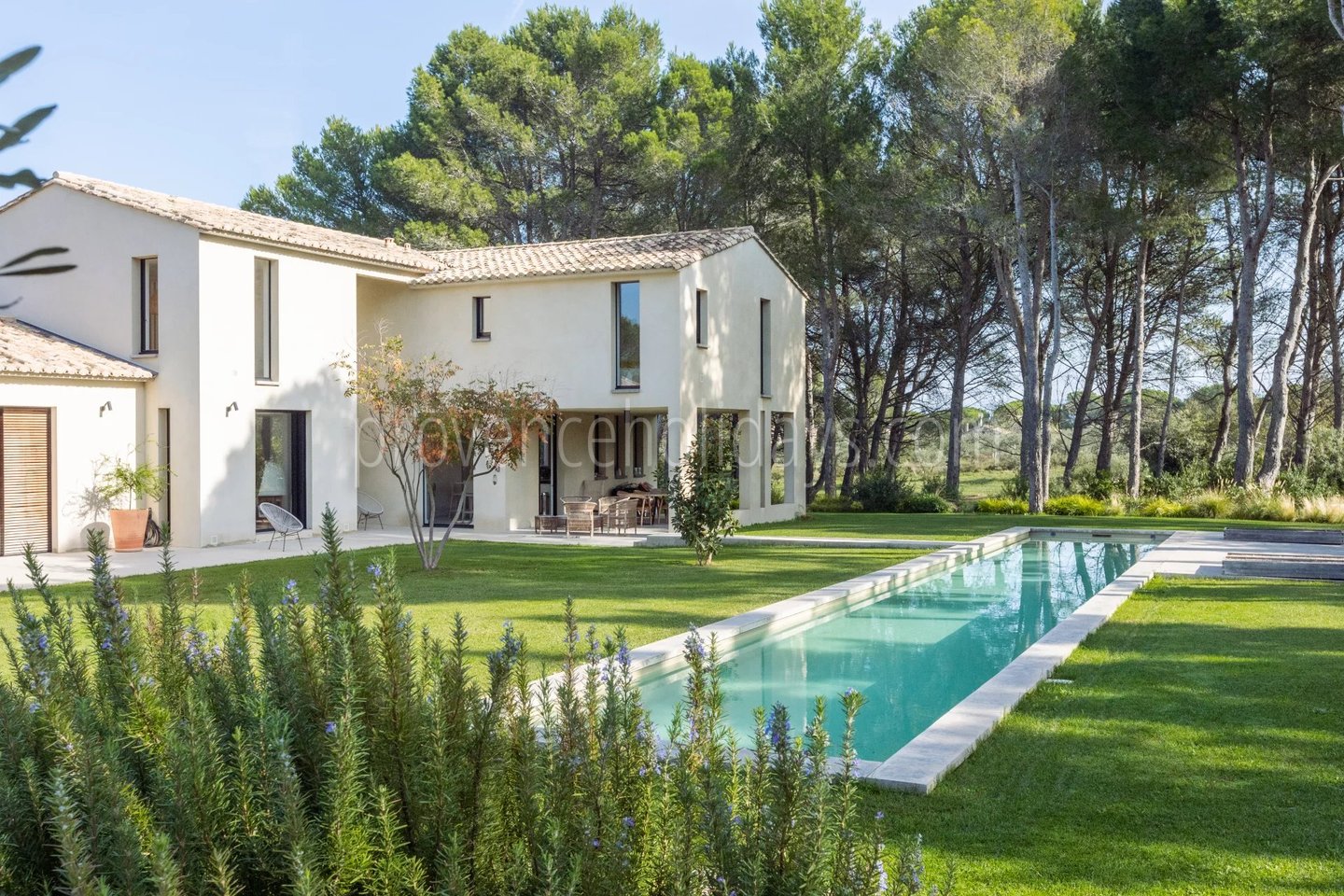 4 - Quiet house in Eygalières: Villa: Exterior