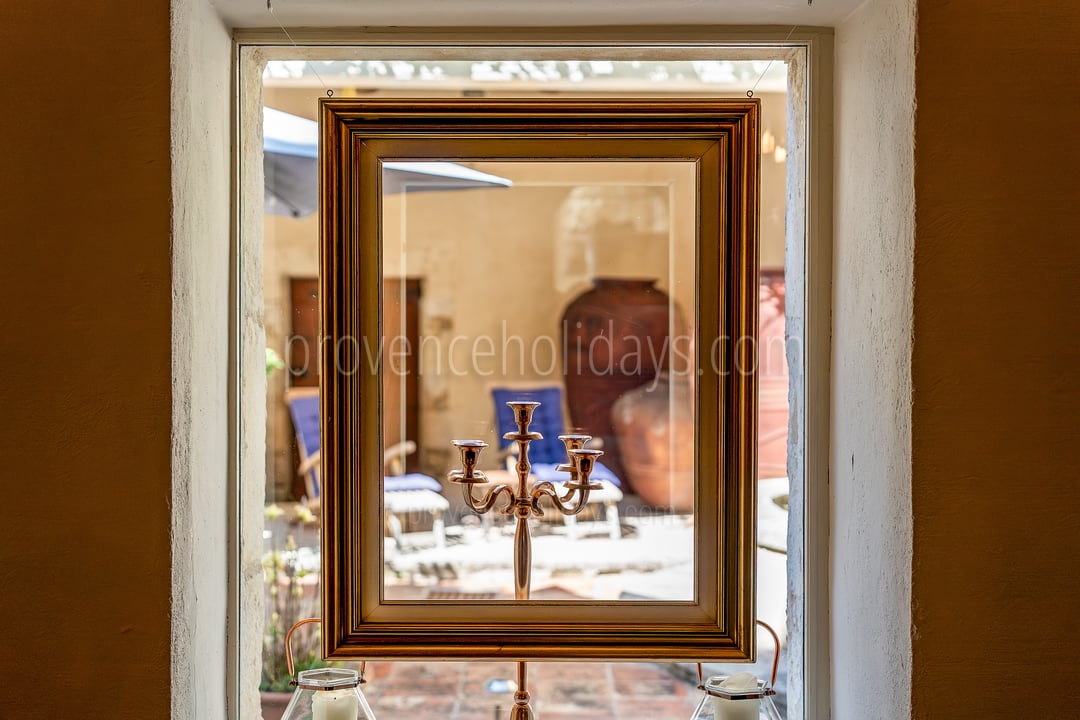 32 - Mas Lou Miradou: Villa: Interior