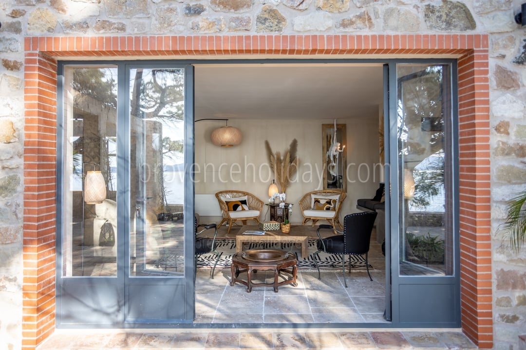 4 - Rivage: Villa: Exterior