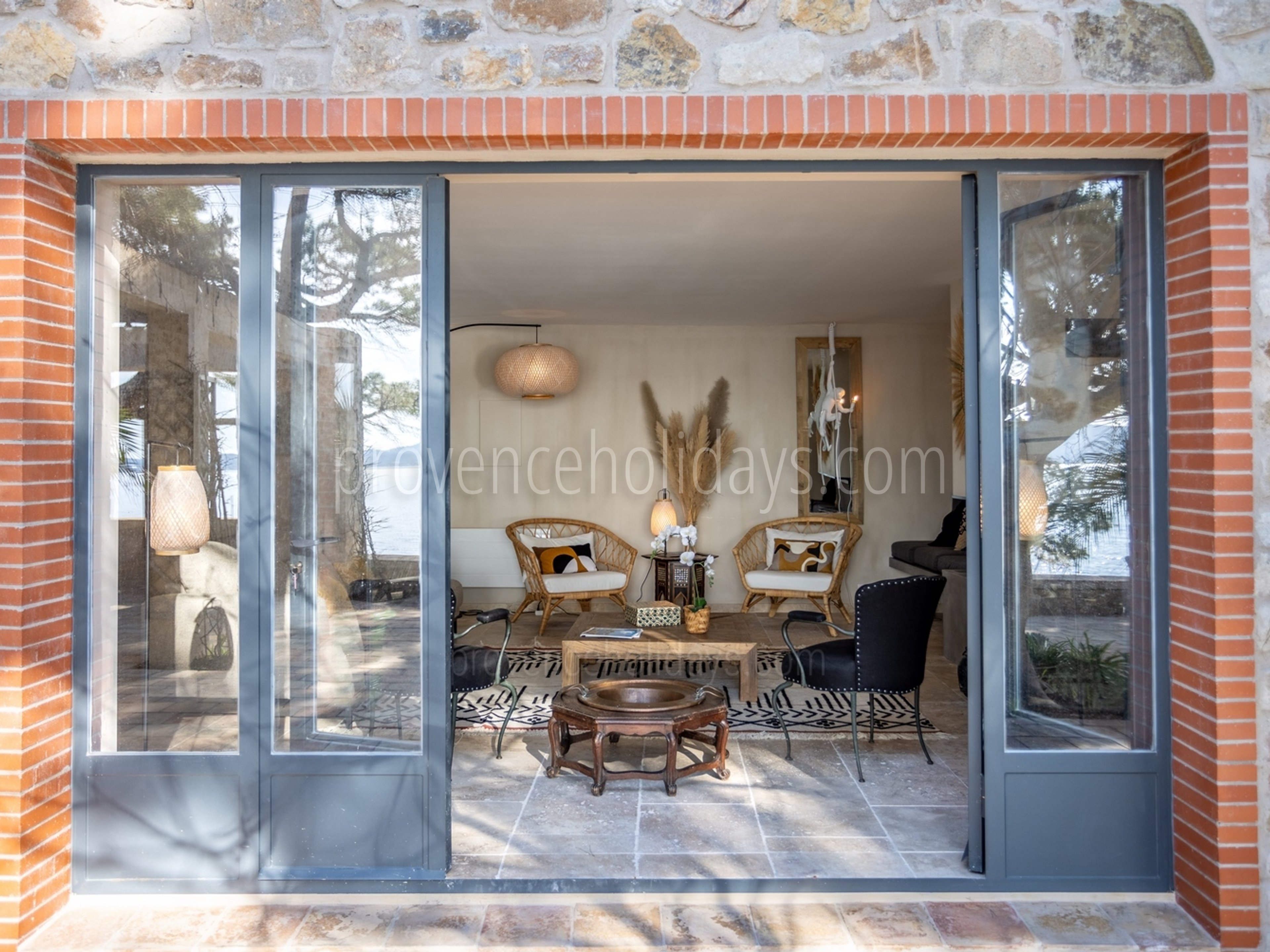 4 - Rivage: Villa: Exterior