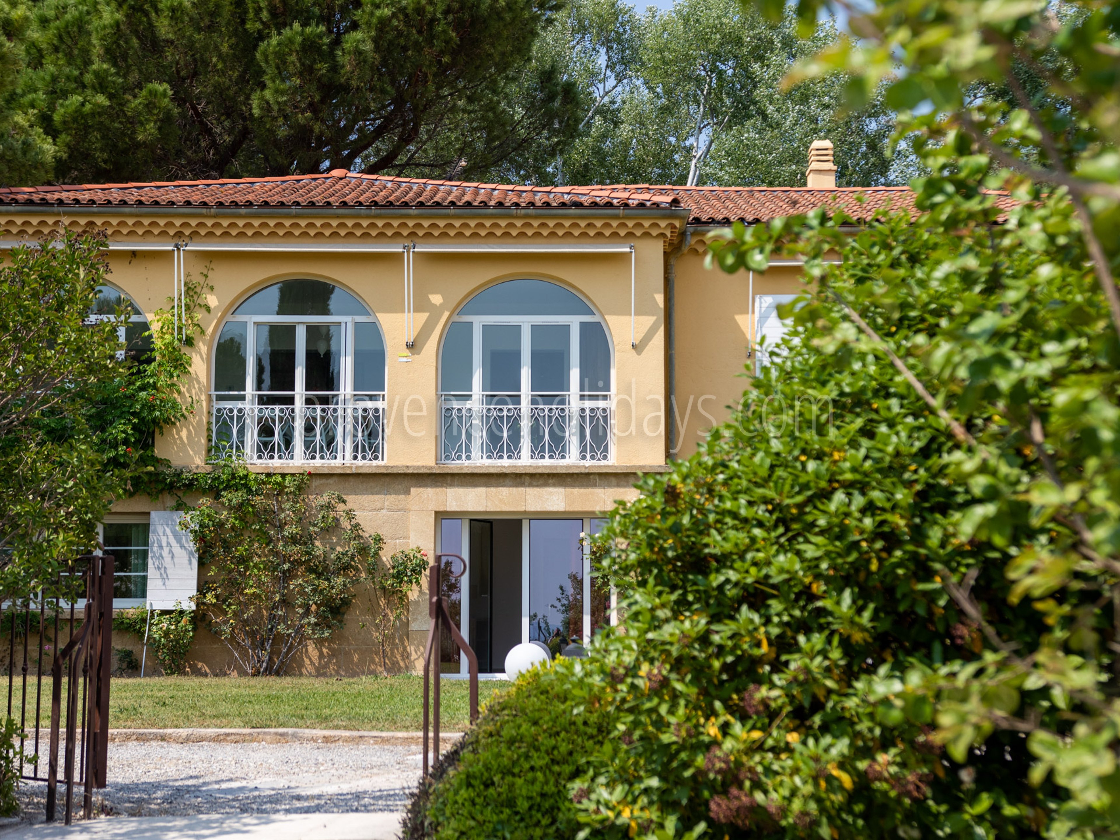 35 - Le Mas du Pêcheur: Villa: Exterior