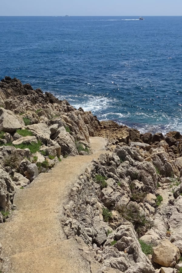 The sentier du Littoral