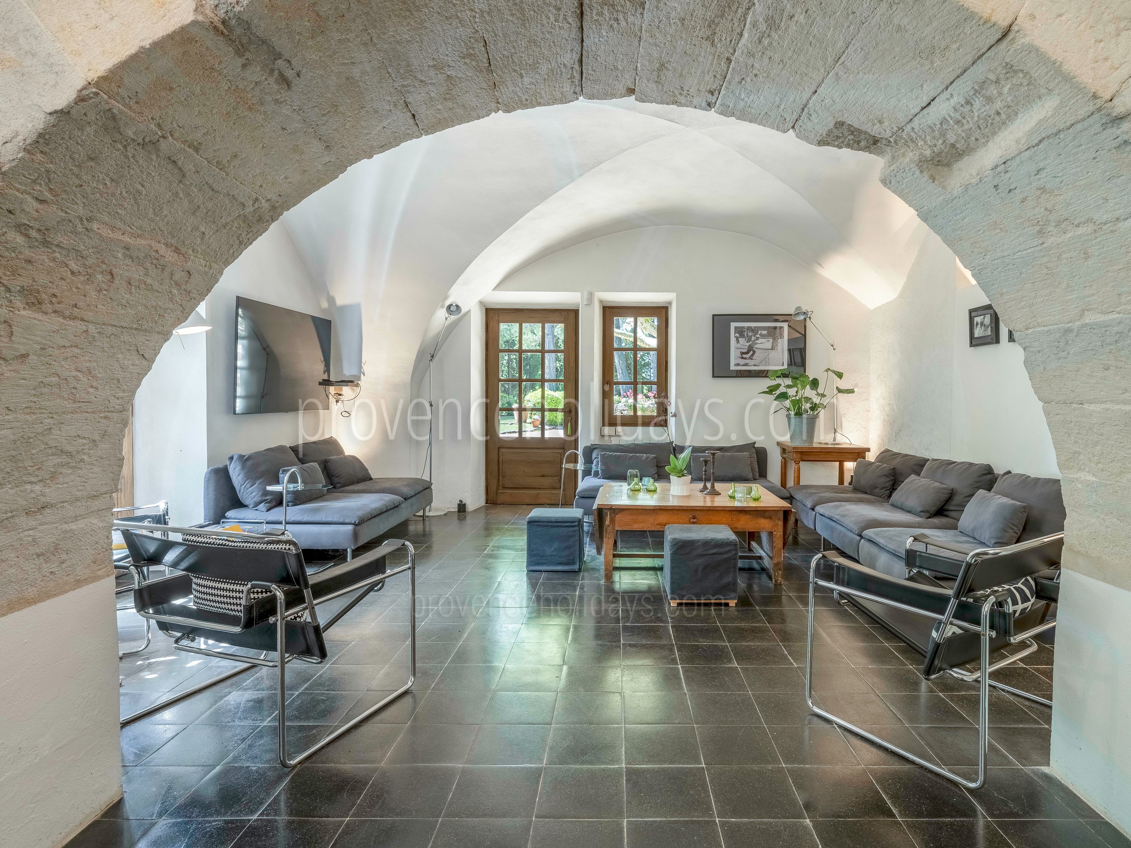 27 - Le Moulin de Gordes: Villa: Interior