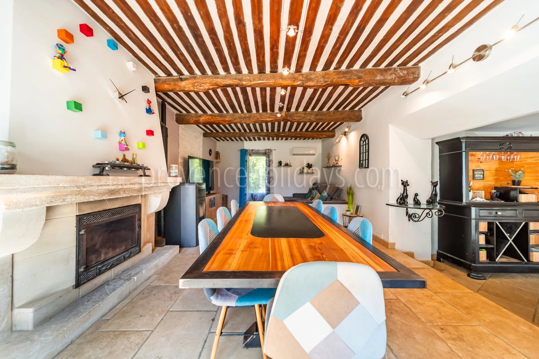 17 - Characterful mas in Bonnieux: Villa: Interior