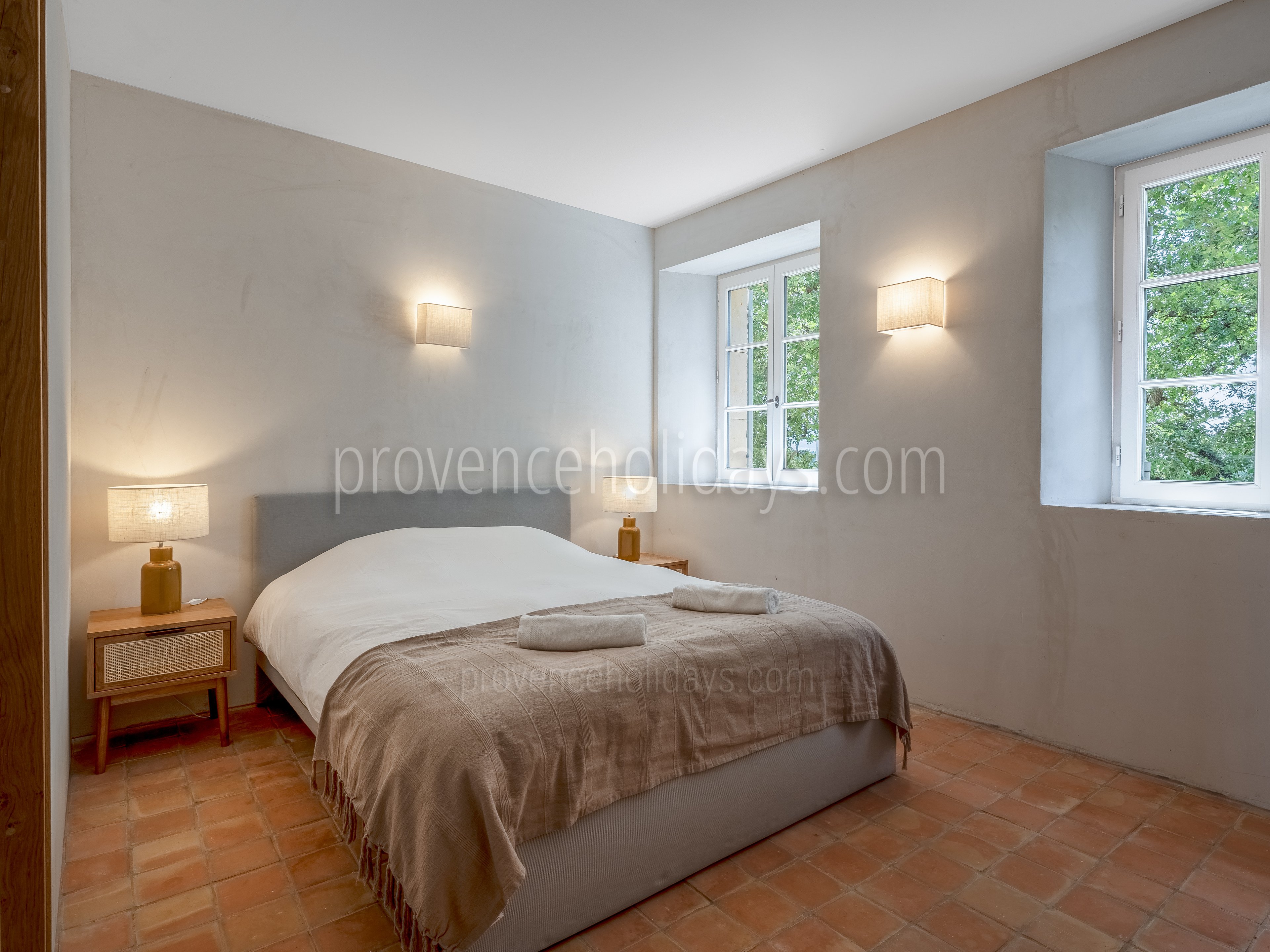 11 - Mas des Chênes: Villa: Bedroom
