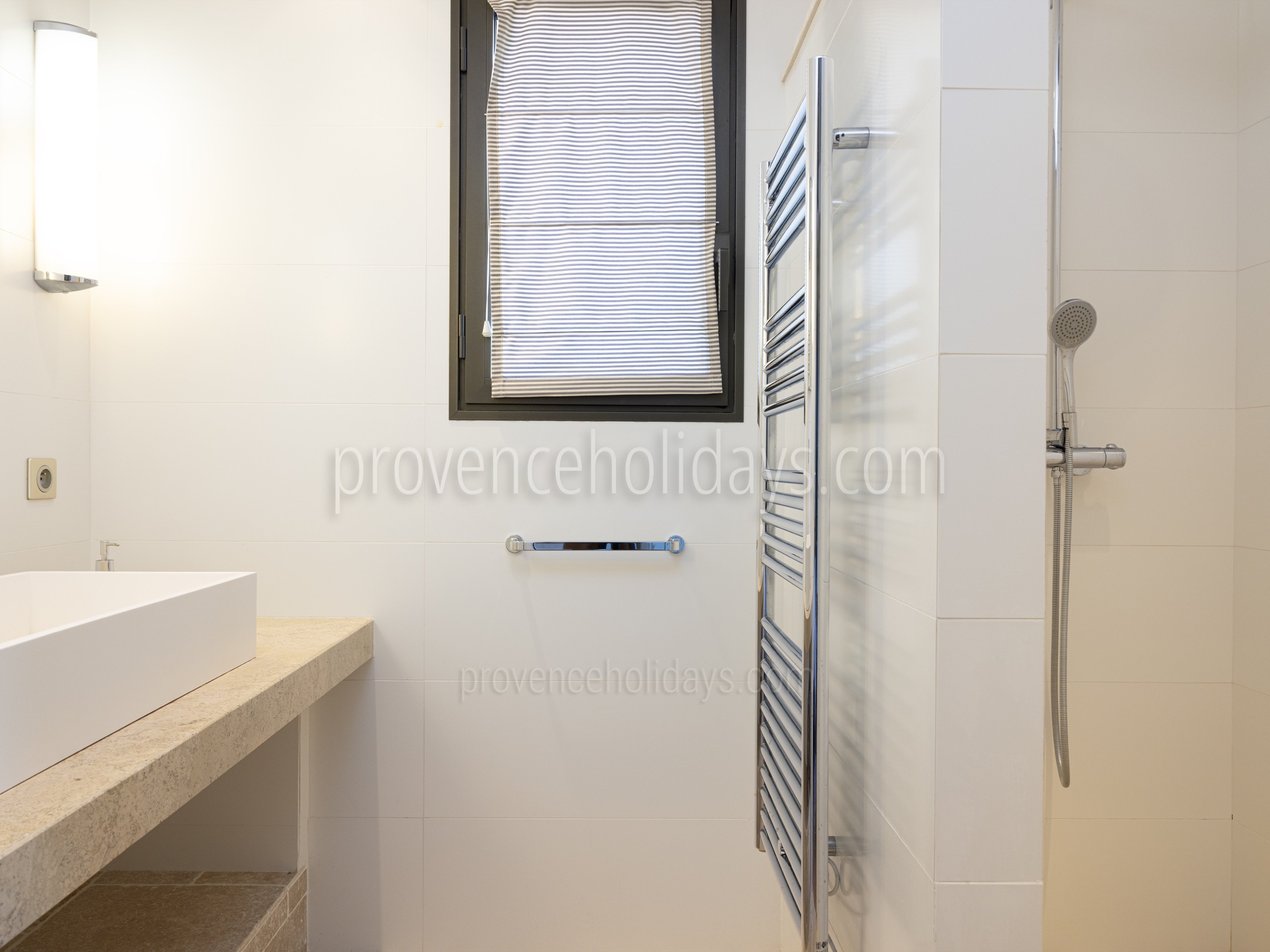 60 - Mas Paradis: Villa: Bathroom