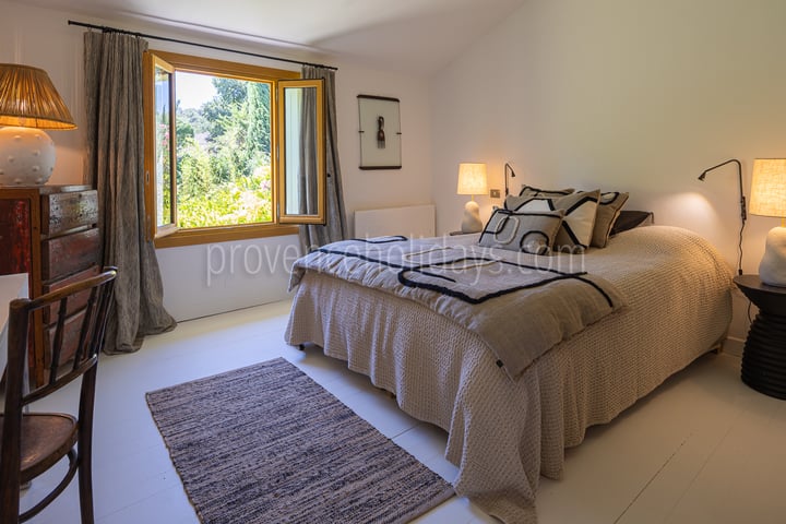 23 - Le Mas des Rêves: Villa: Bedroom