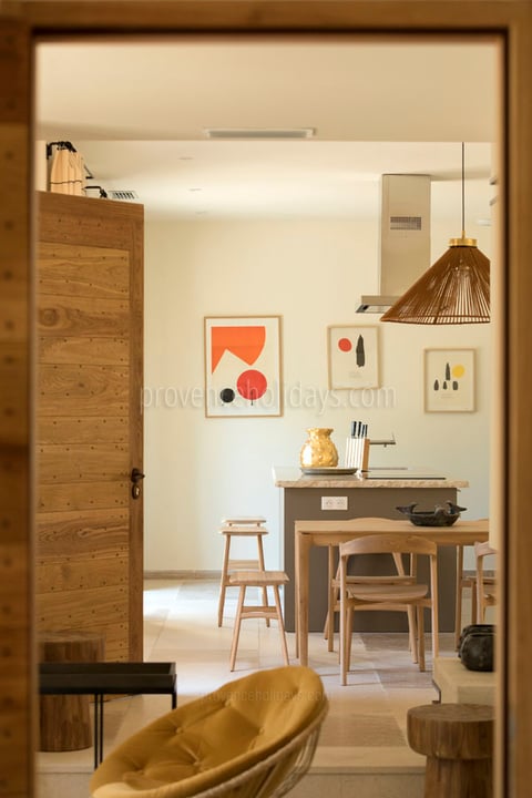80 - Chez Sako: Villa: Interior