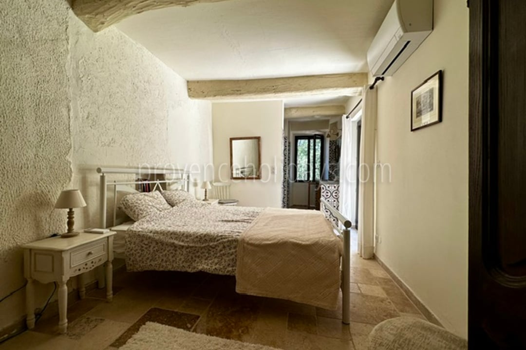 18 - La Bastide: Villa: Bedroom