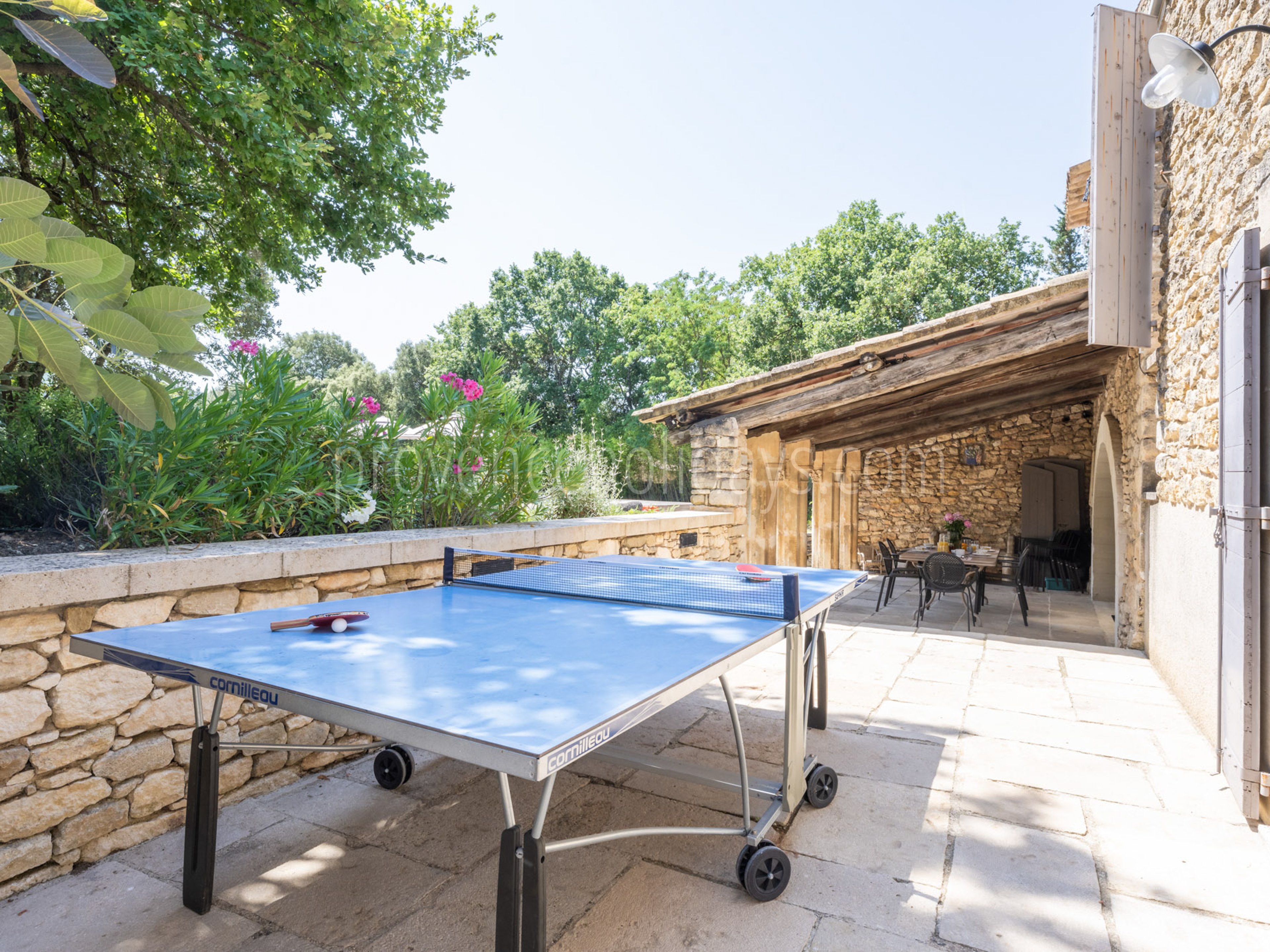 62 - Le Mas aux Gargouilles: Villa: Exterior