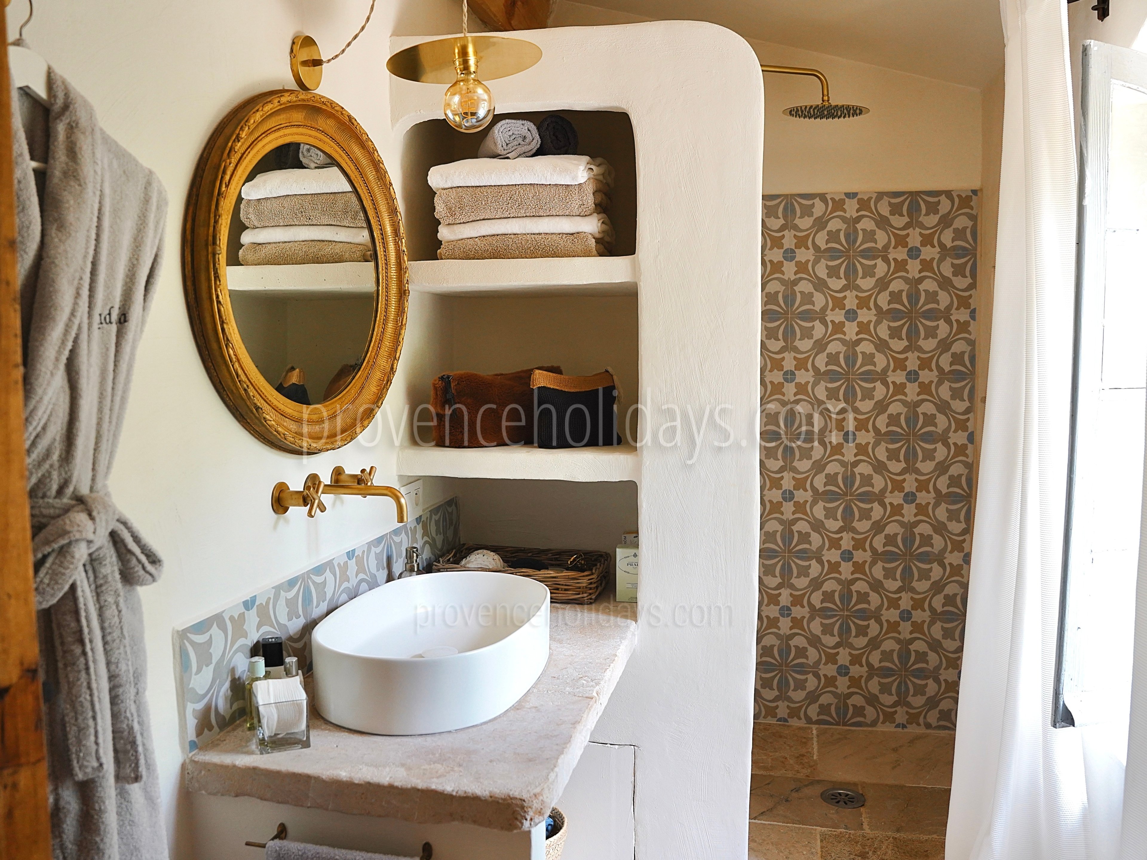 18 - Le Mazet des Collines: Villa: Bathroom 2