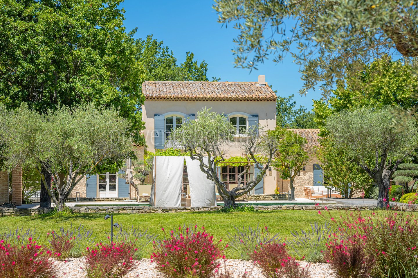 82 - Horizon Sainte-Victoire: Villa: Exterior