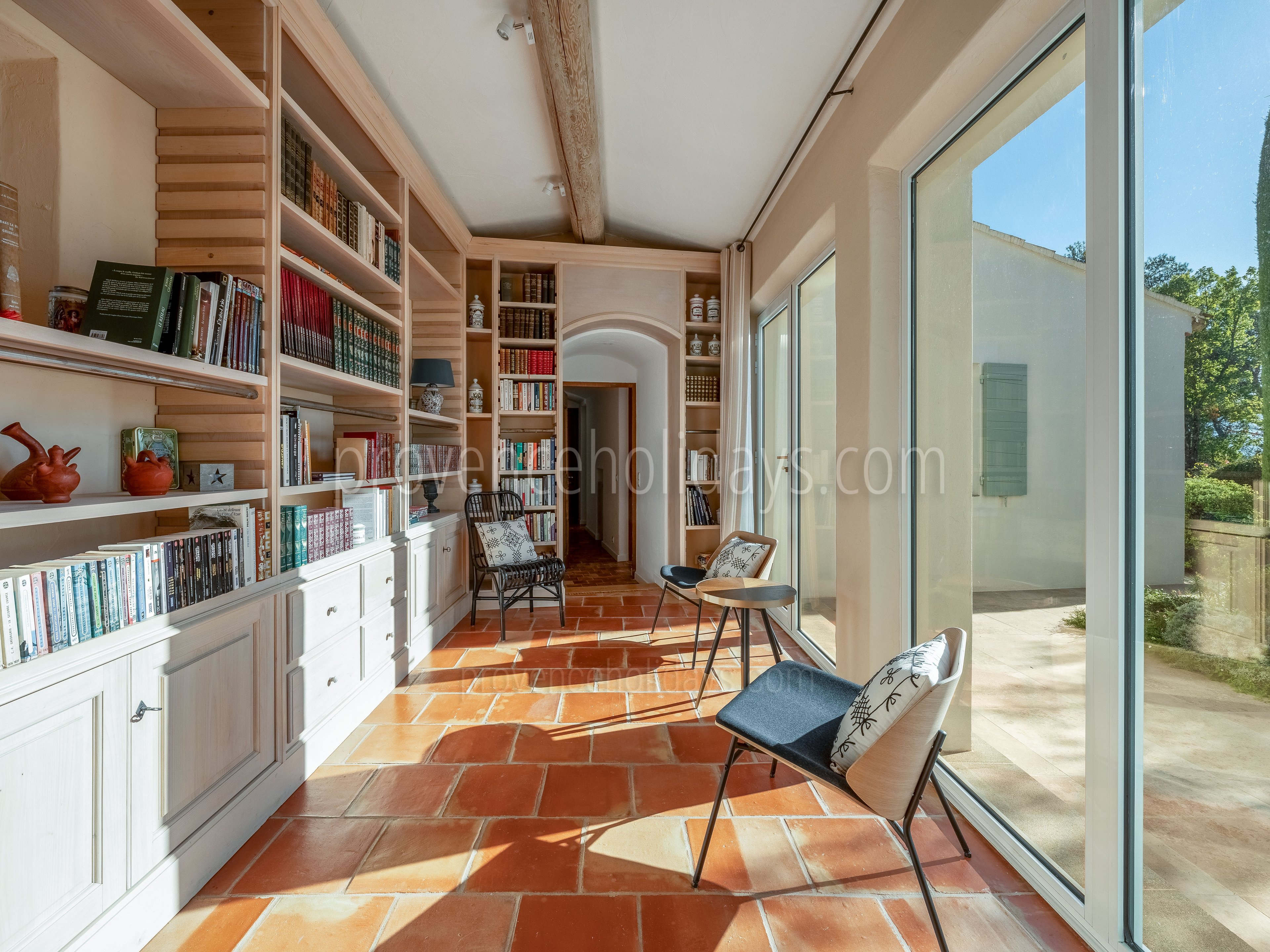46 - Villa Provençale: Villa: Interior