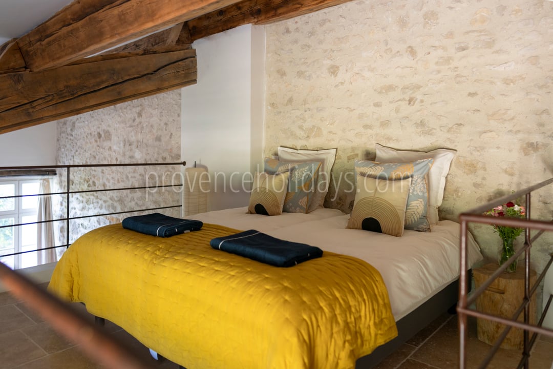 93 - La Bastide Neuve: Villa: Bedroom