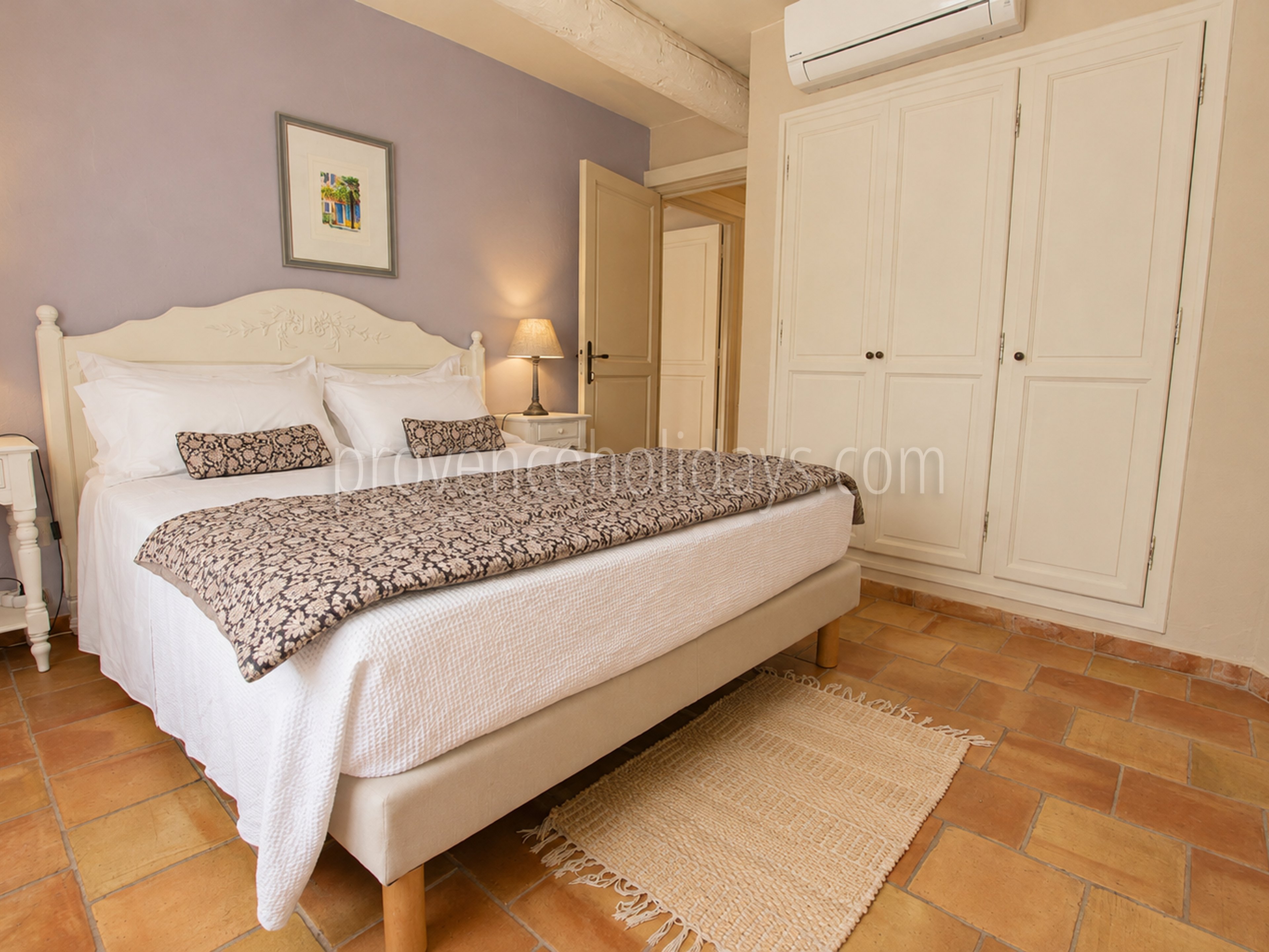 16 - Villa des Rosiers: Villa: Bedroom