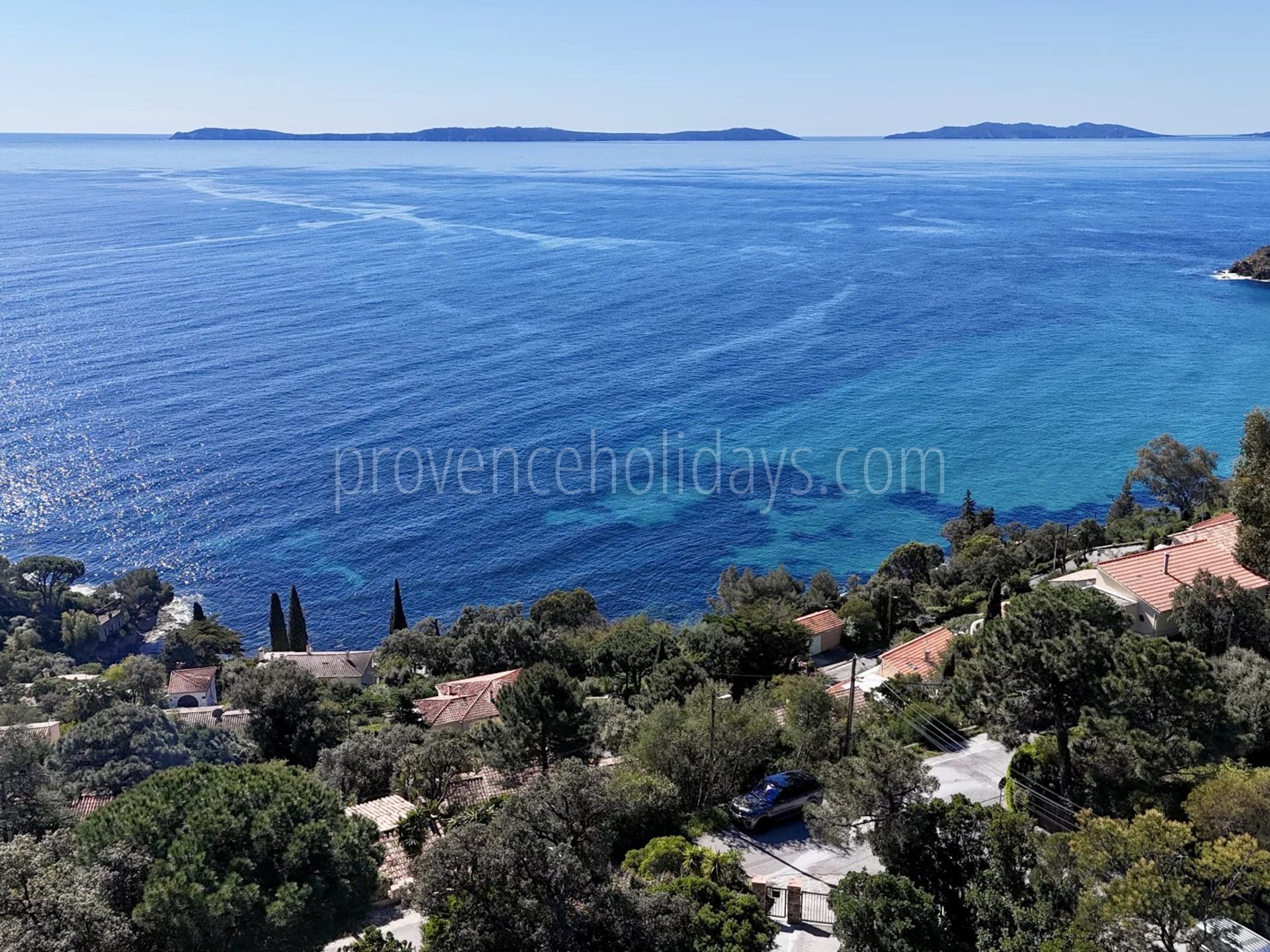 4 - Woning uit de jaren 70 in Rayol-Canadel-sur-Mer: Villa: Exterior