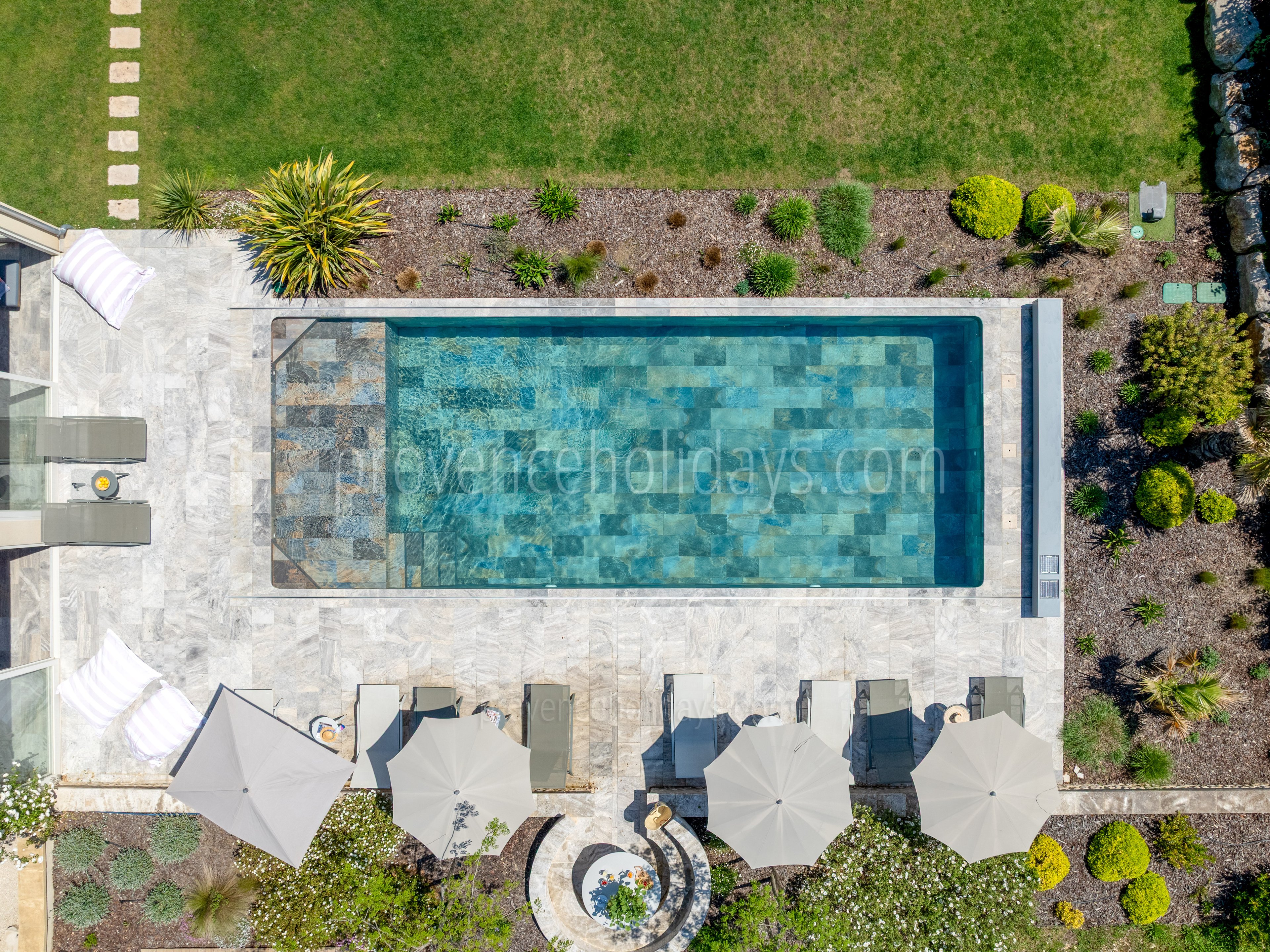 6 - Mas Élégance: Villa: Pool