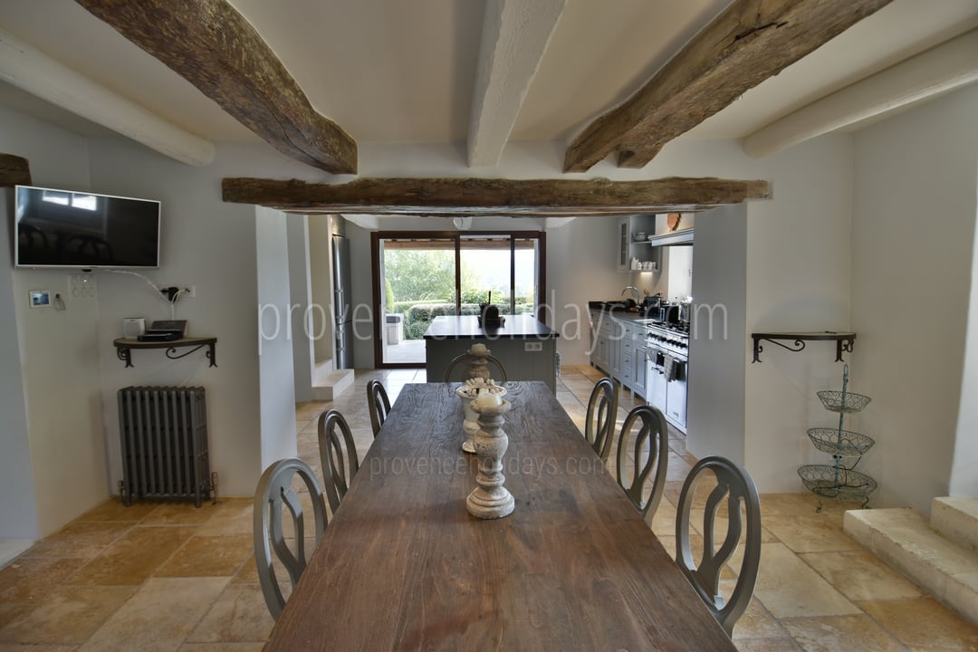 24 - Chez Emile: Villa: Interior