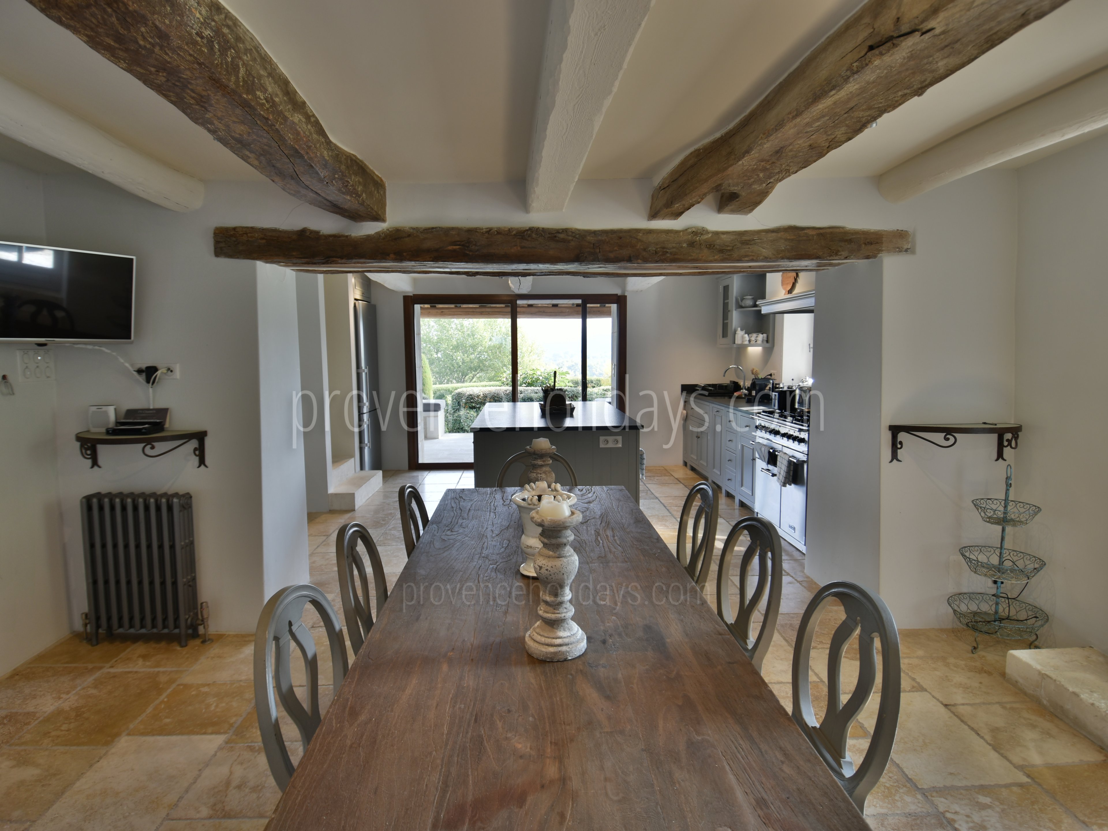 24 - Chez Emile: Villa: Interior