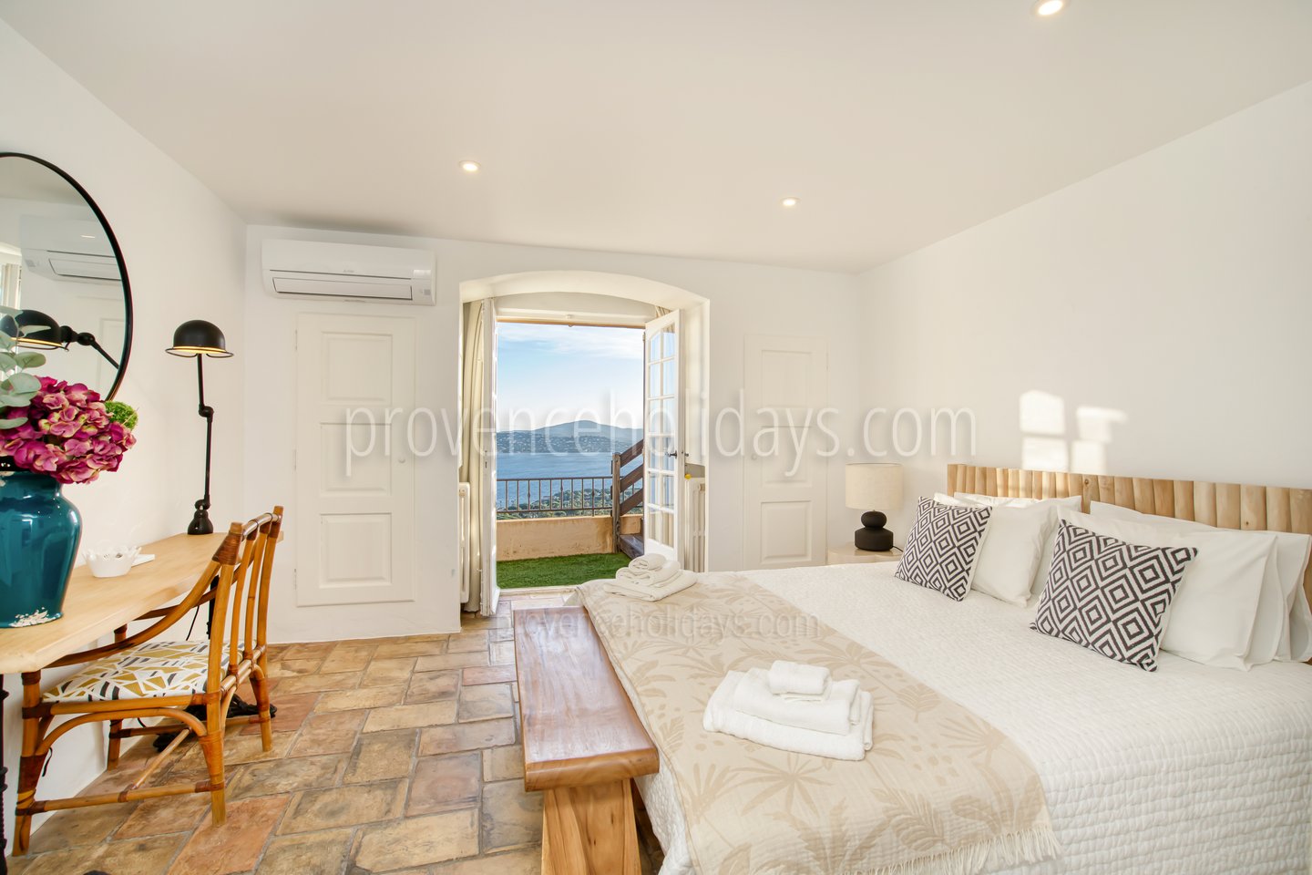 18 - Villa Beryl: Villa: Bedroom