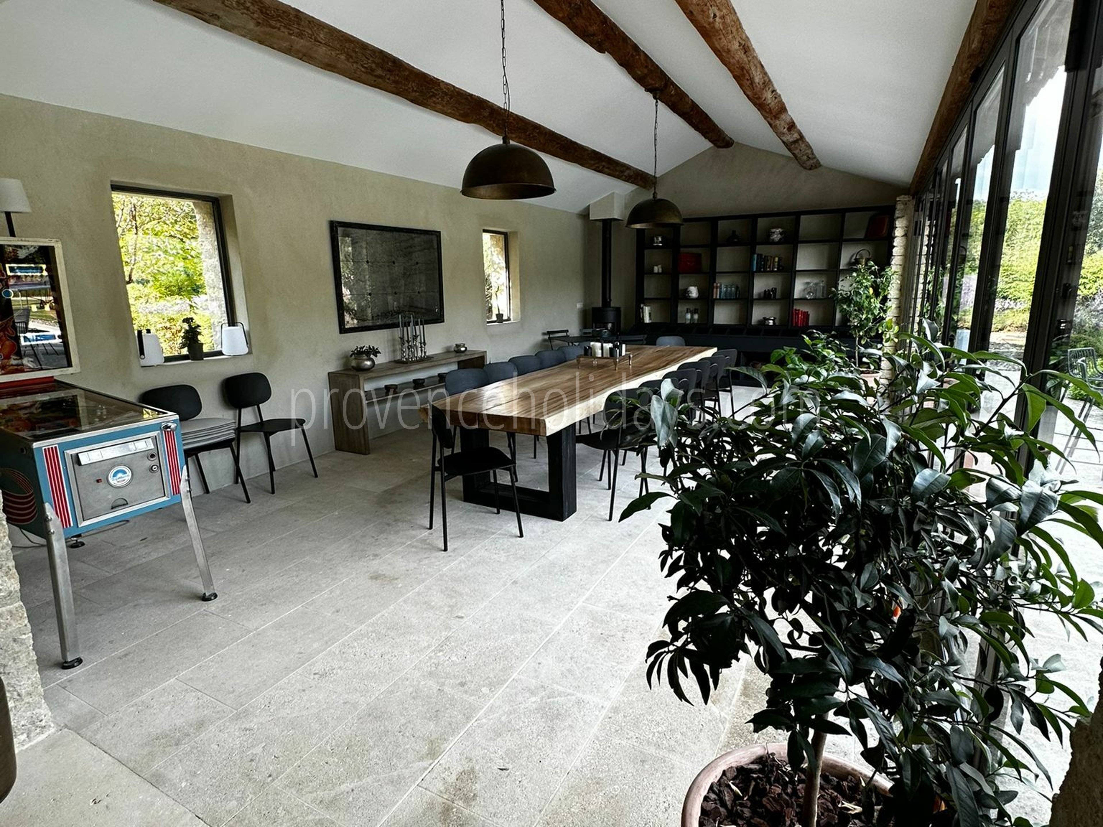 25 - Mas du Carlet: Villa: Interior