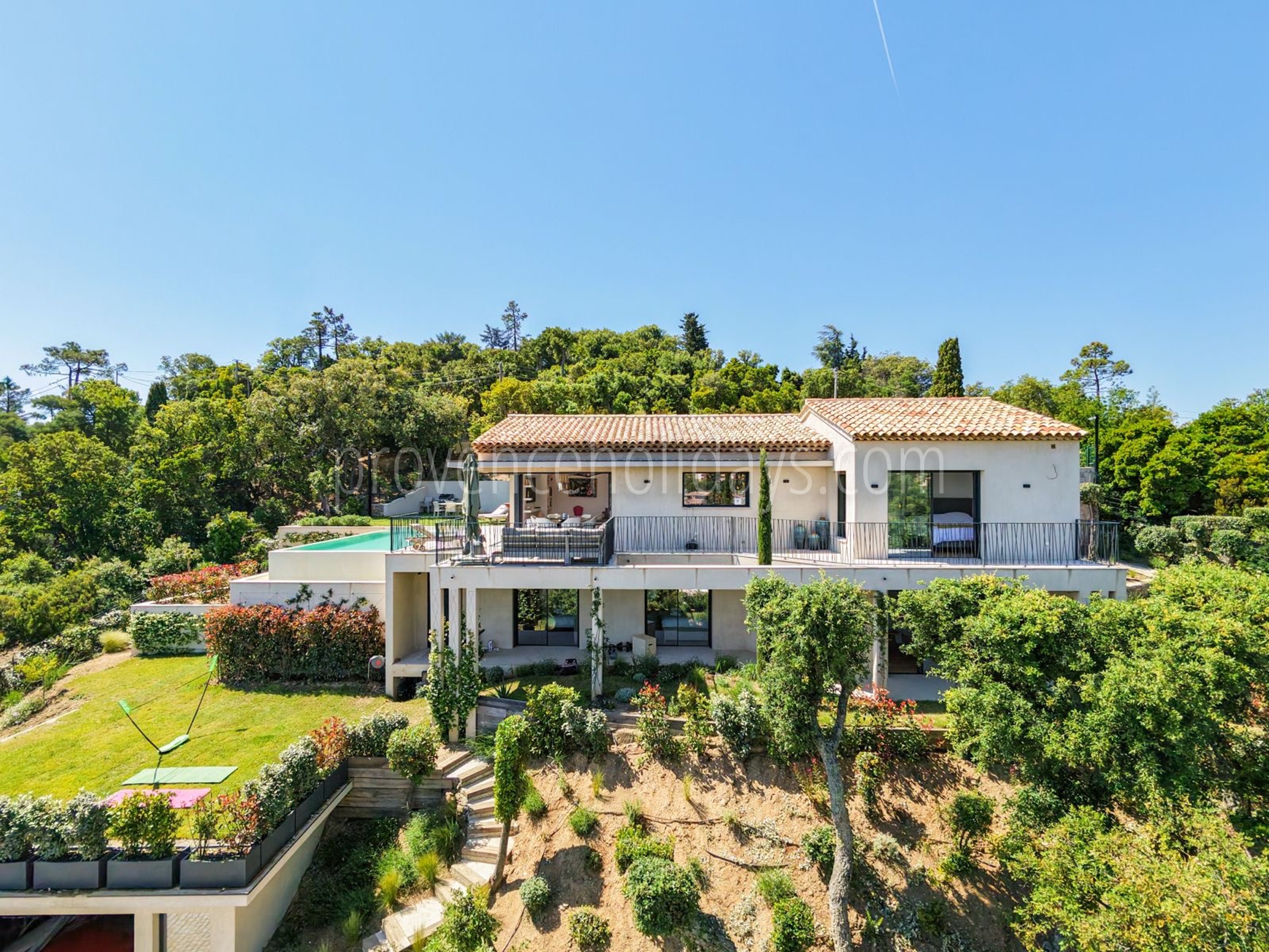 -2 - Villa Riviera: Villa: Exterior
