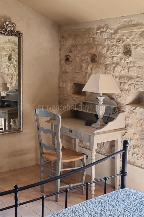 20 - Mas Cerisiers: Villa: Bedroom
