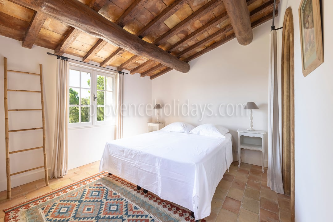 24 - Le Mas de l\'Auro: Villa: Bedroom 6