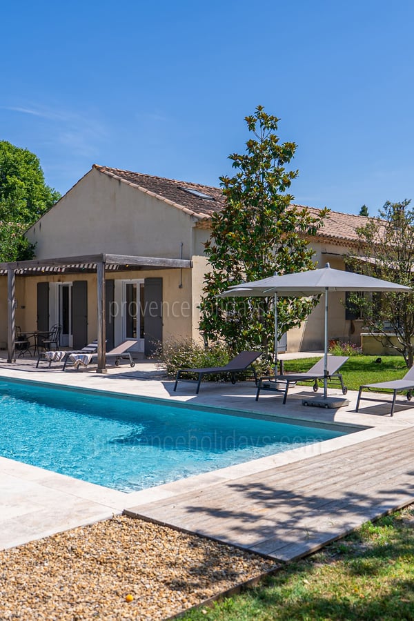 1 - Villa Provenza: Villa: Exterior