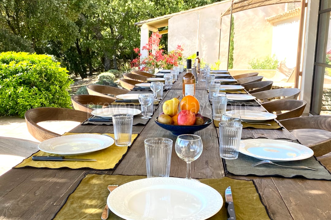 12 - Mas des Collines du Luberon: Villa: Exterior