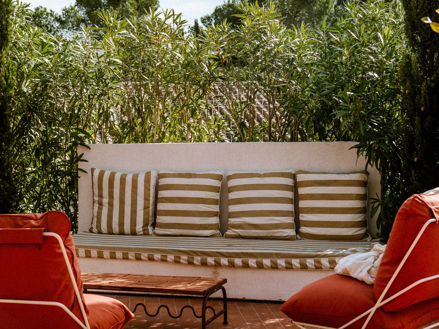 19 - Maison Bardot: Villa: Exterior