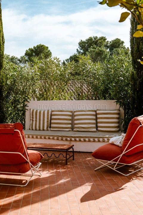 19 - Maison Bardot: Villa: Exterior