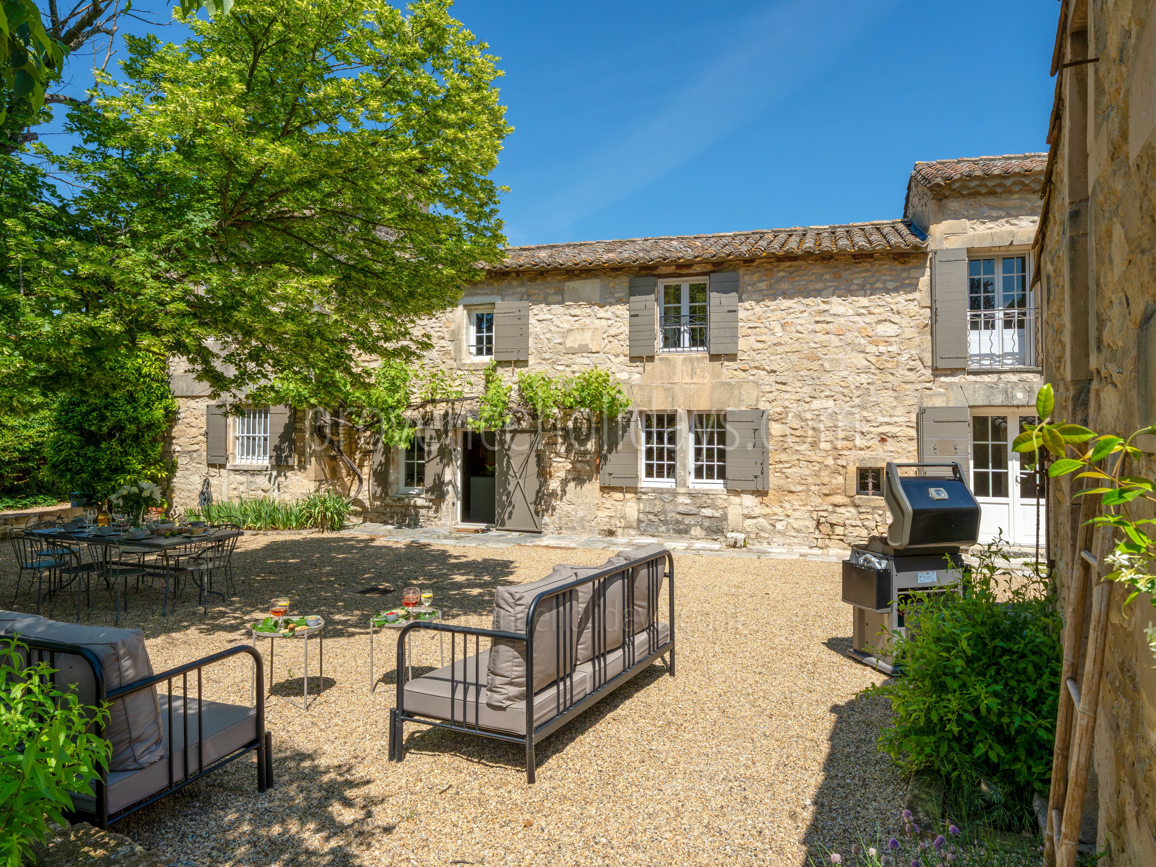 7 - Maison du Grès: Villa: Exterior