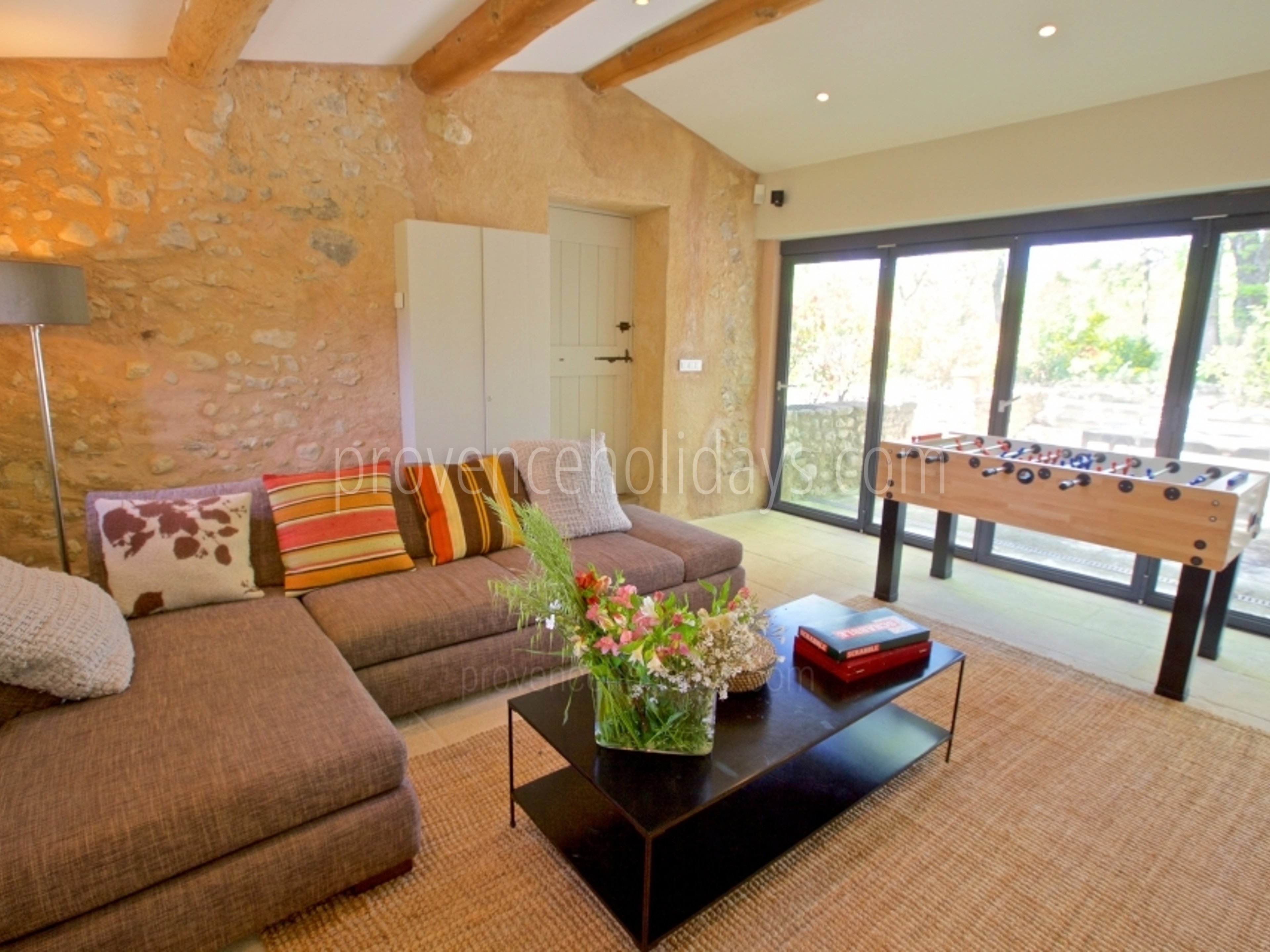 18 - Mas des Lavandes: Villa: Interior