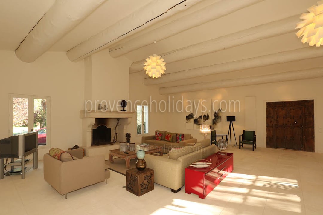 15 - Mas Art et Soleil: Villa: Interior