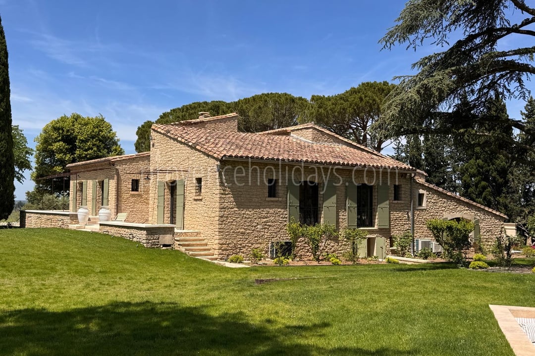 53 - Mas des Cistes: Villa: Exterior