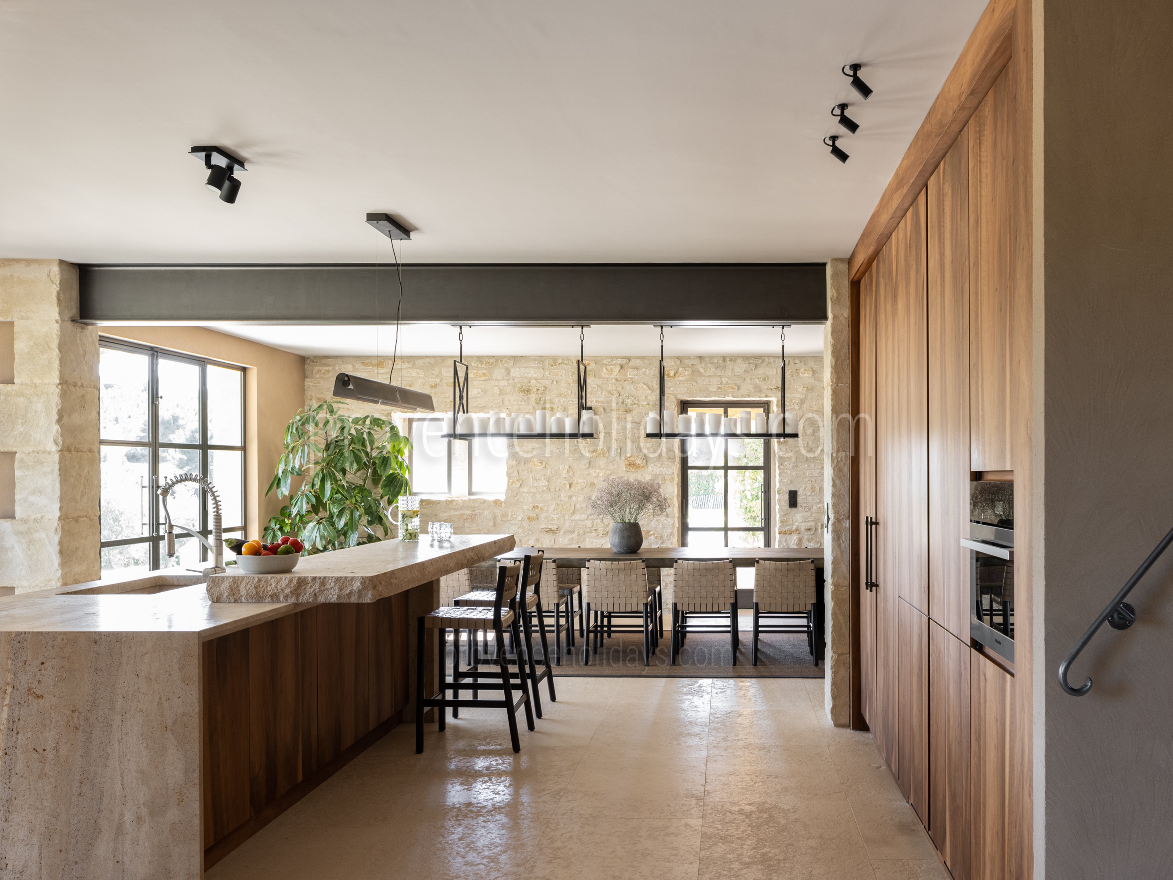 7 - Mas des Collines: Villa: Interior