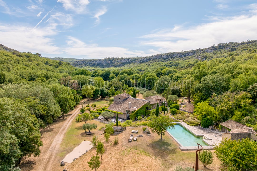 3 - Le Vallon Secret: Villa: Exterior