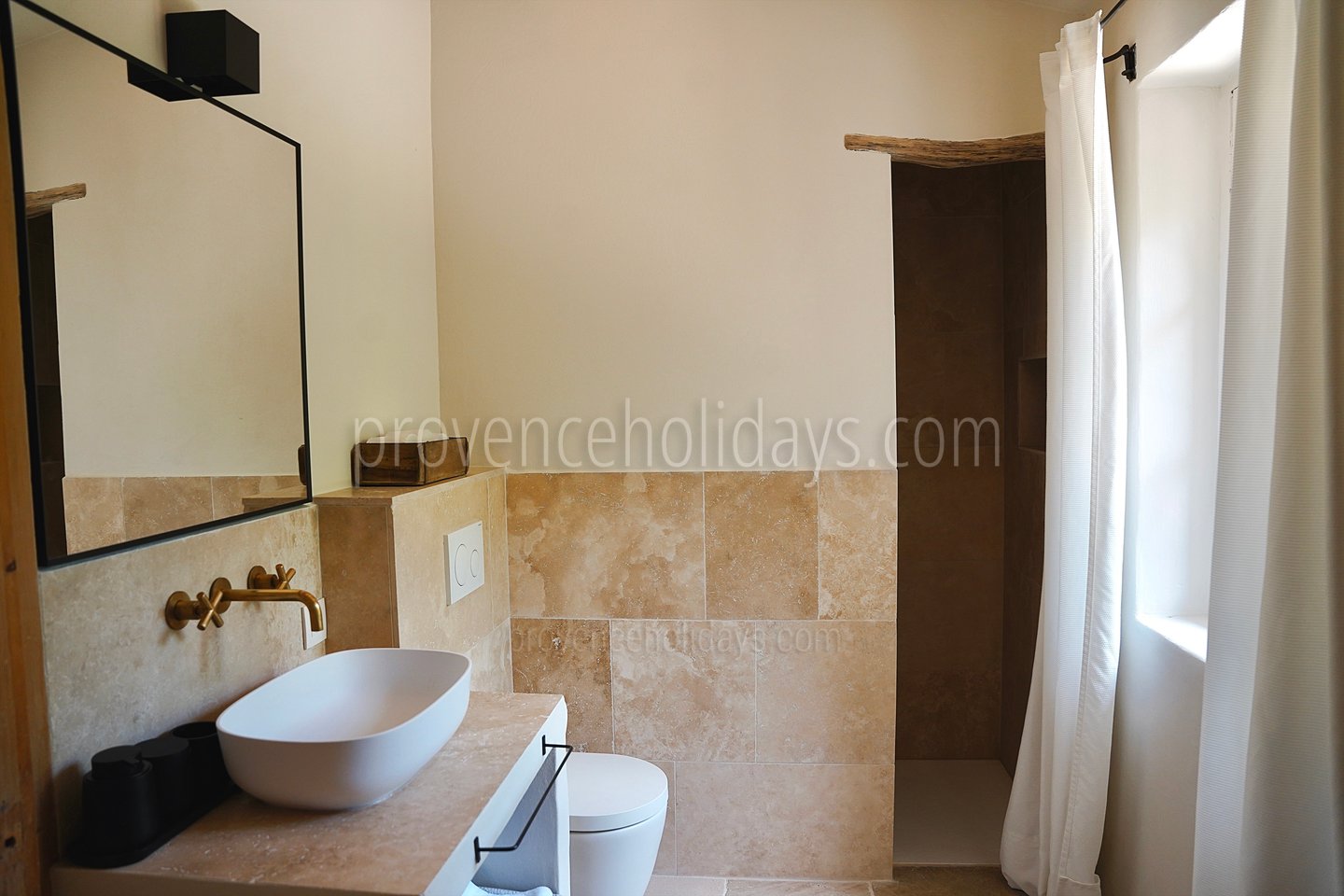 19 - Le Mazet des Collines: Villa: Bathroom 2