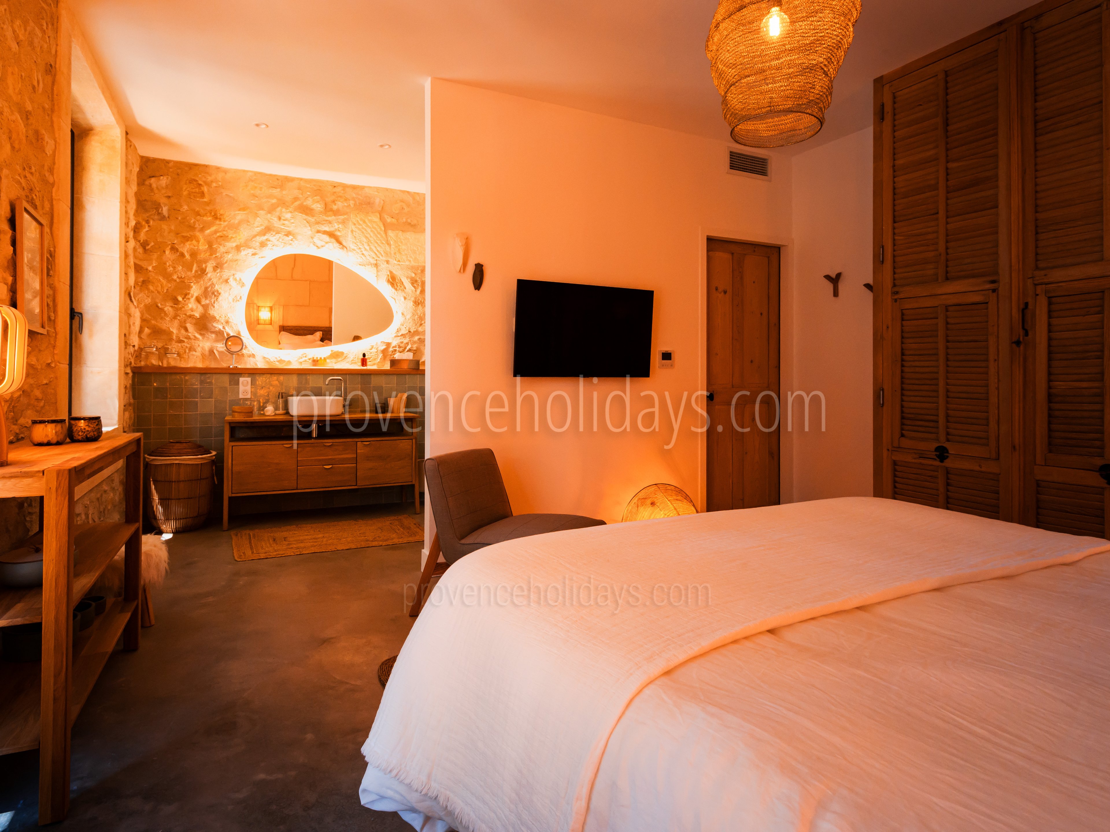 63 - Mas des Pommiers: Villa: Bedroom