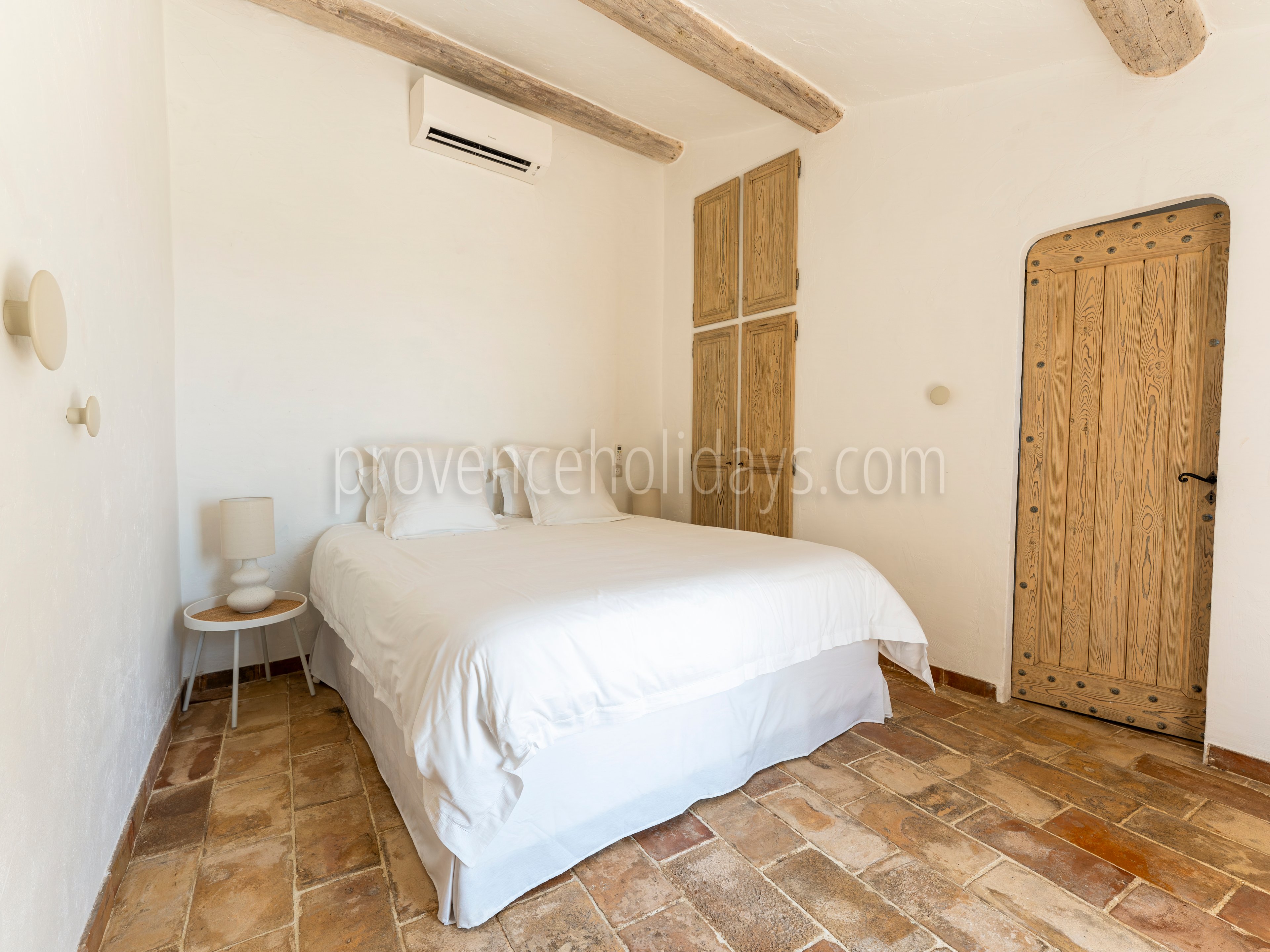 3 - Villa Rose: Villa: Bedroom