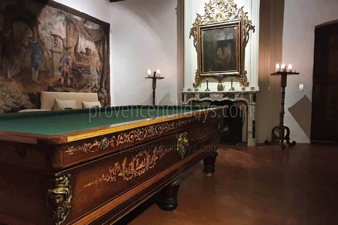 50 - Domaine de Luberon: Villa: Interior