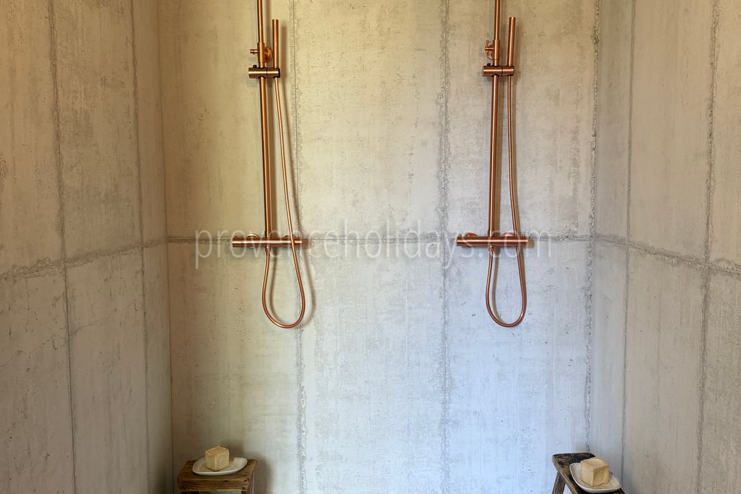 17 - Hotel Olivine: Villa: Bathroom