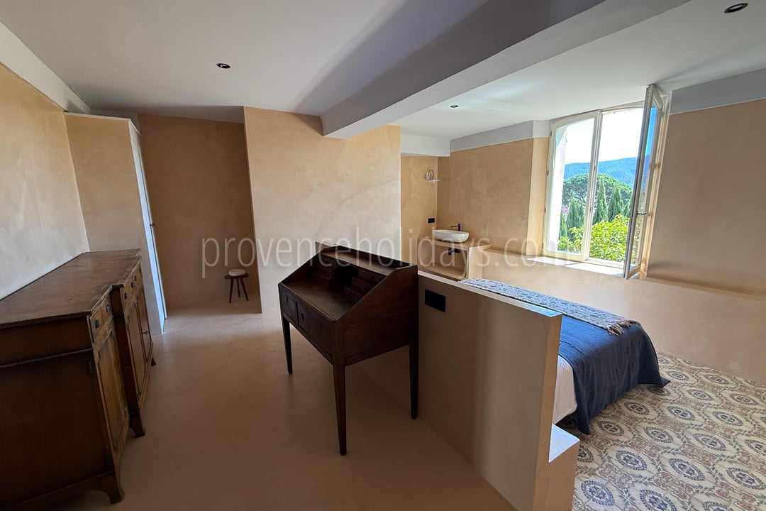 20 - Hotel Olivine: Villa: Bedroom