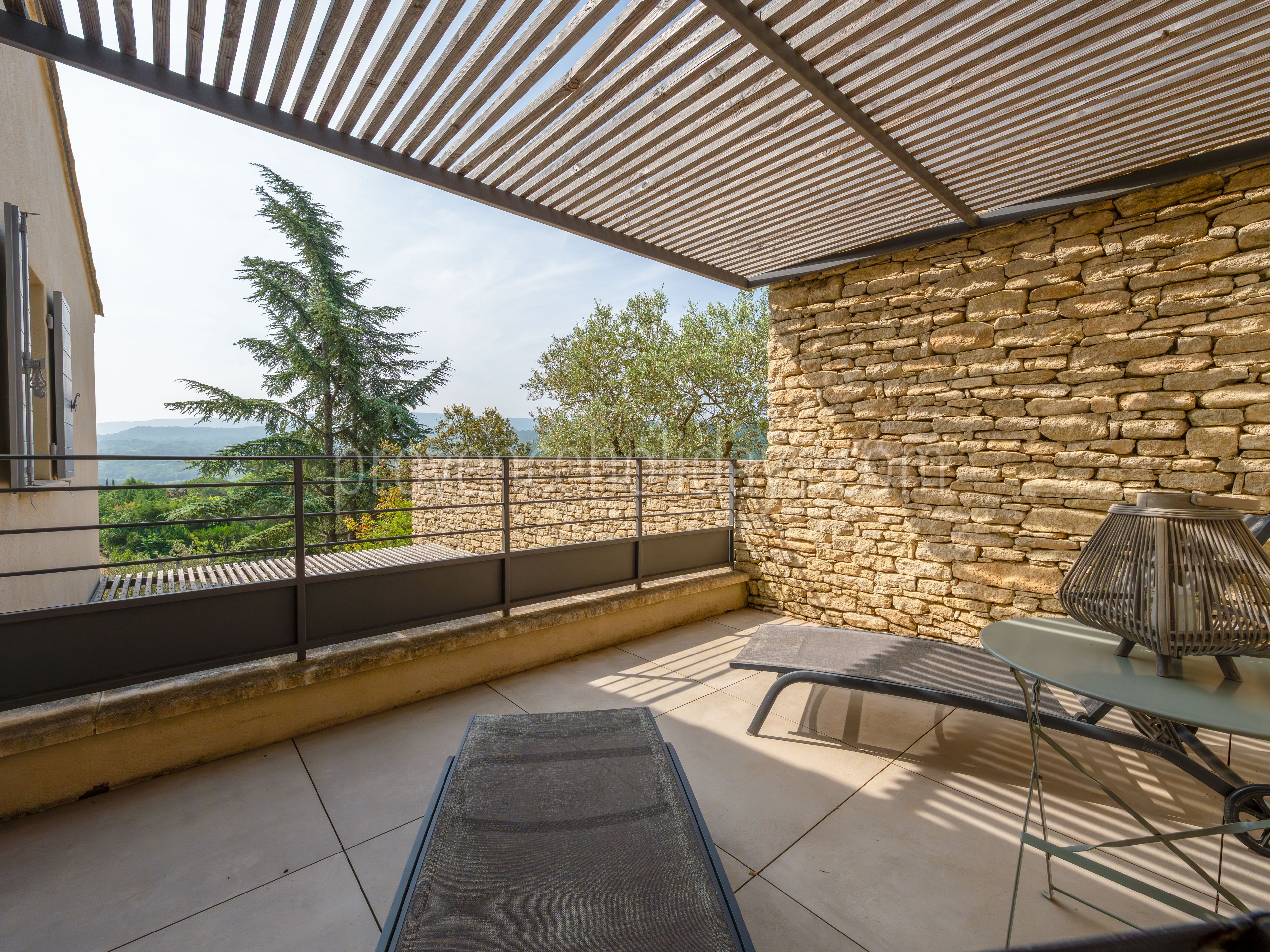 24 - Le Belvédère Provençal: Villa: Exterior
