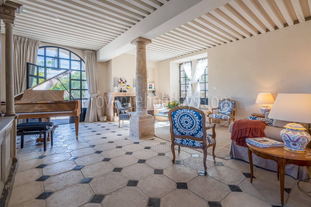 2 - Bastide des Magnans: Villa: Interior