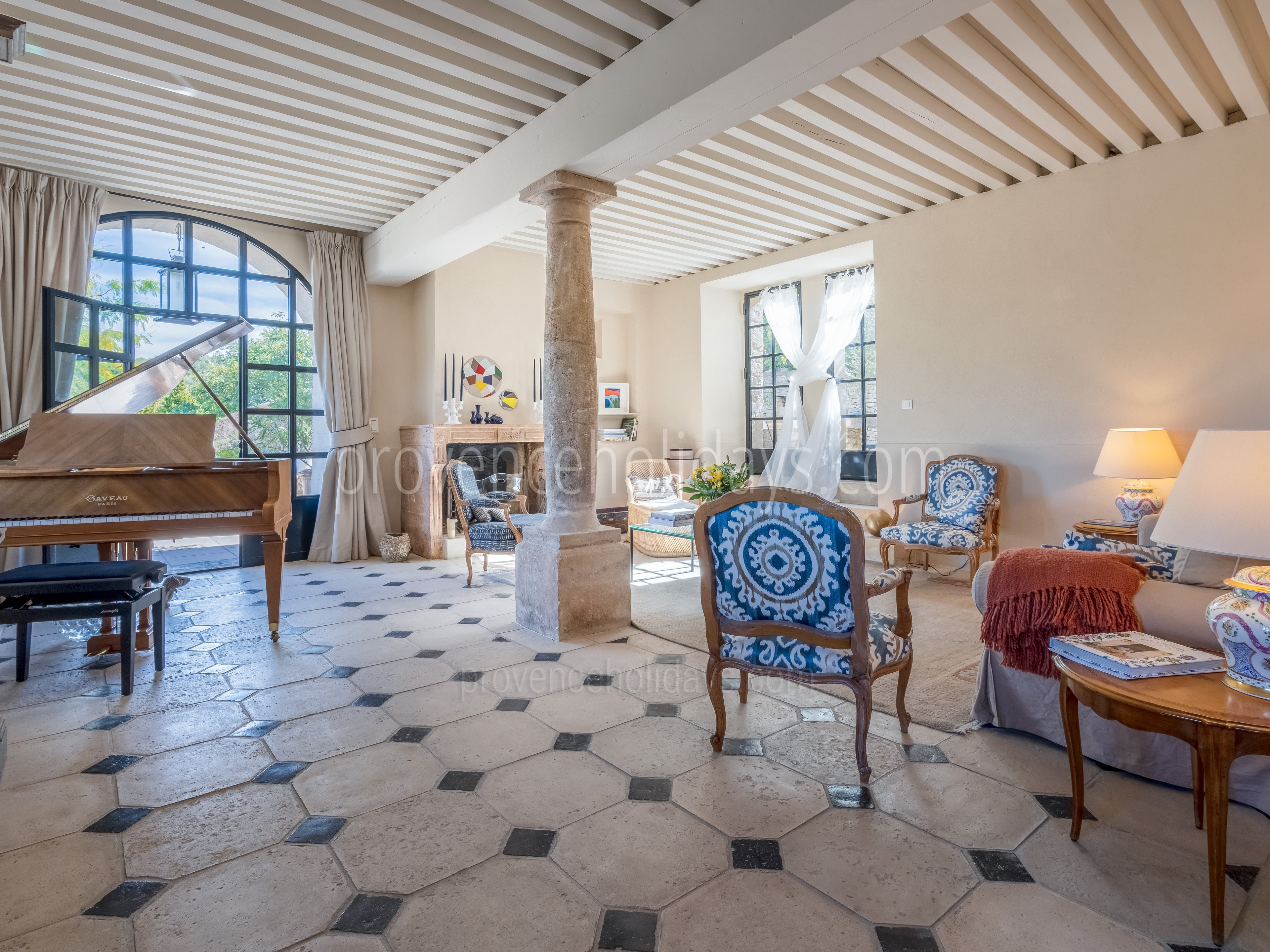 2 - Bastide des Magnans: Villa: Interior