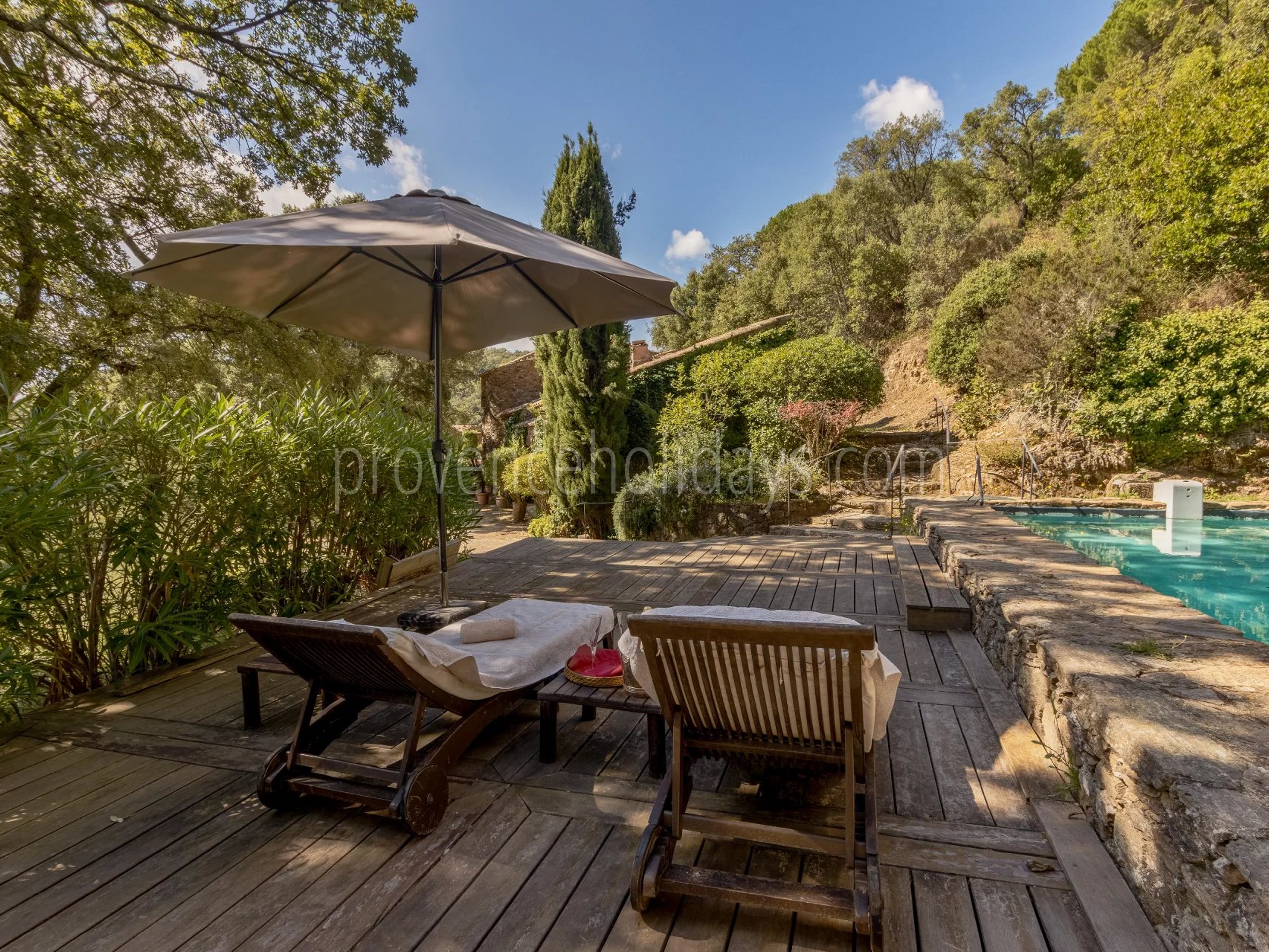 13 - Steinernes hameau in La Garde-Freinet: Villa: Pool