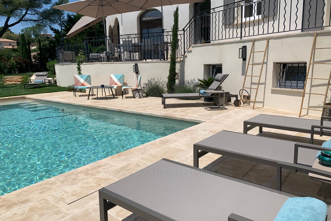 9 - Villa des Pins: Villa: Pool