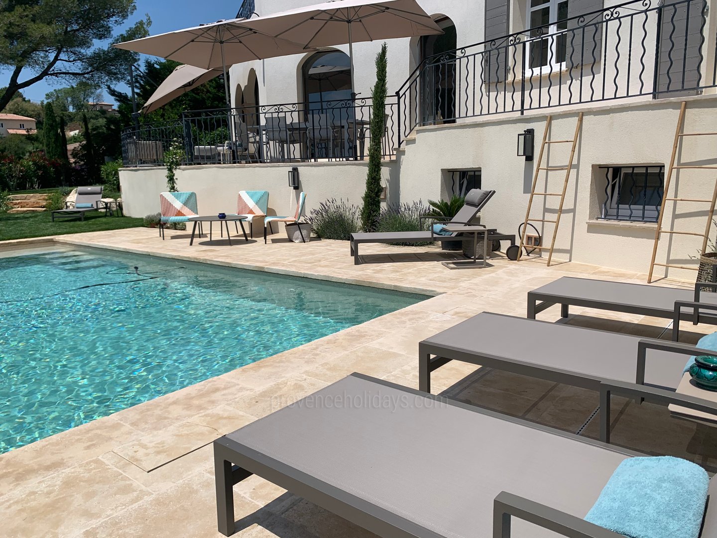 9 - Villa des Pins: Villa: Pool